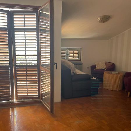 Apartment Zora In The Center Of Crikvenica Luaran gambar